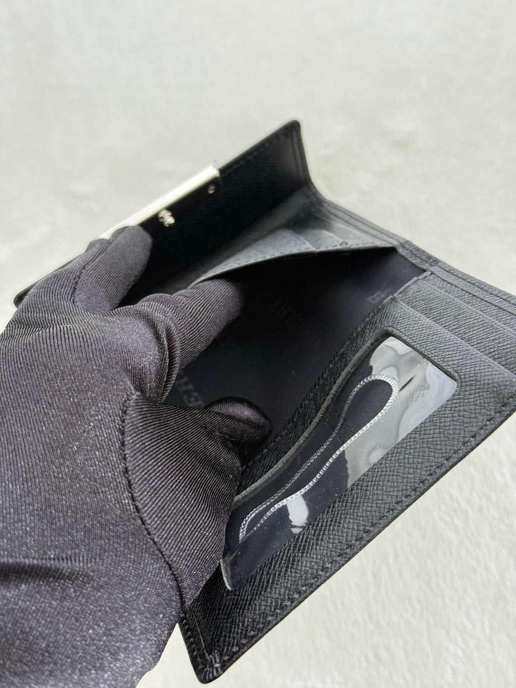 BURBERRY Bifold Leather Wallet