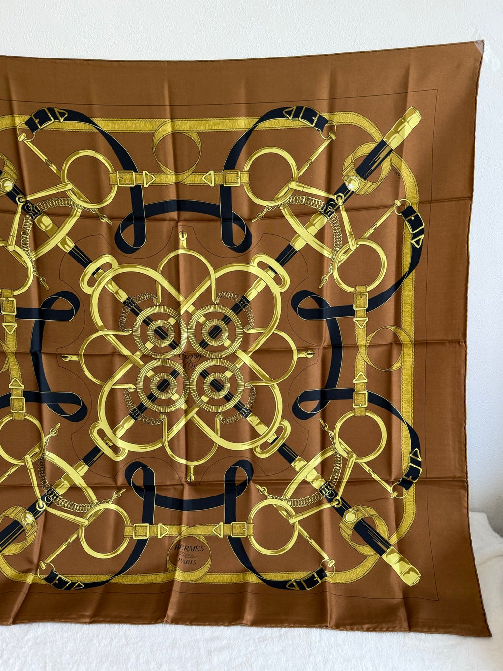 HERMES Eperon d'Or Silk Scarf 90cm