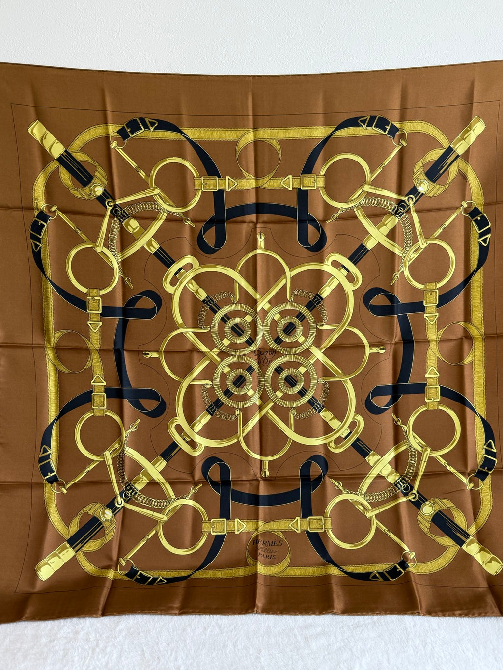 HERMES Eperon d'Or Silk Scarf 90cm