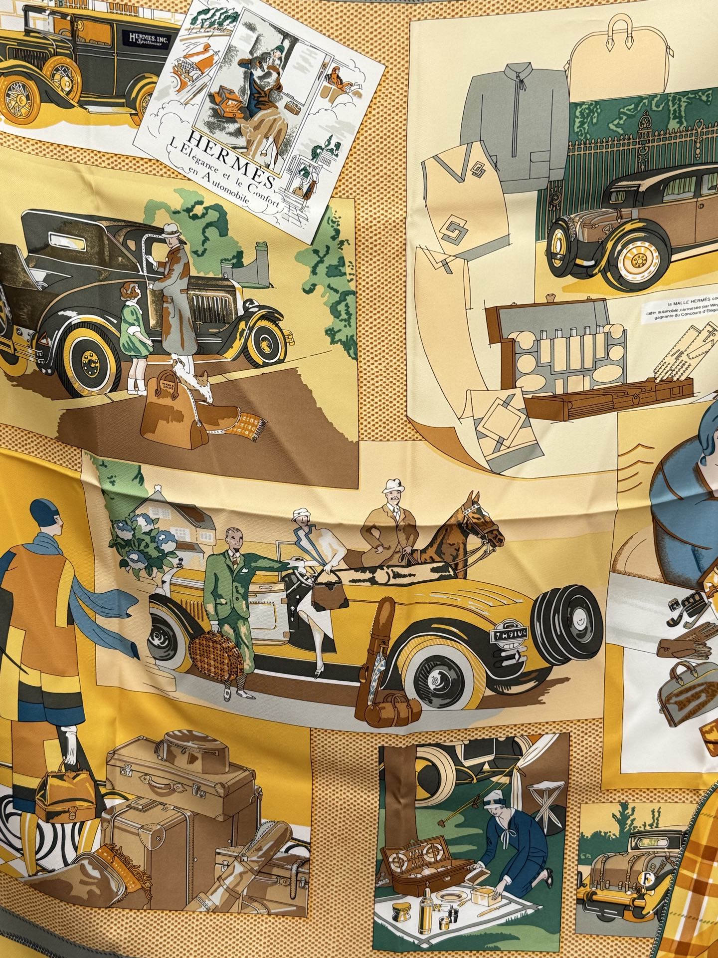 HERMES  Silk Scarf 90cm