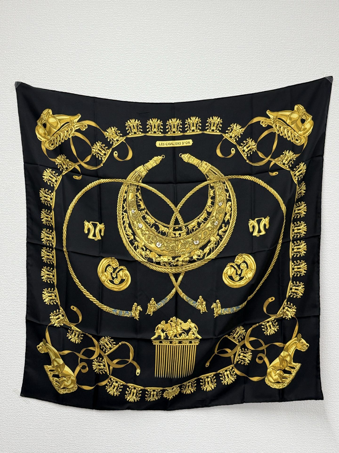 HERMES LESGAVALIERS D'OR  Silk Scarf 90cm