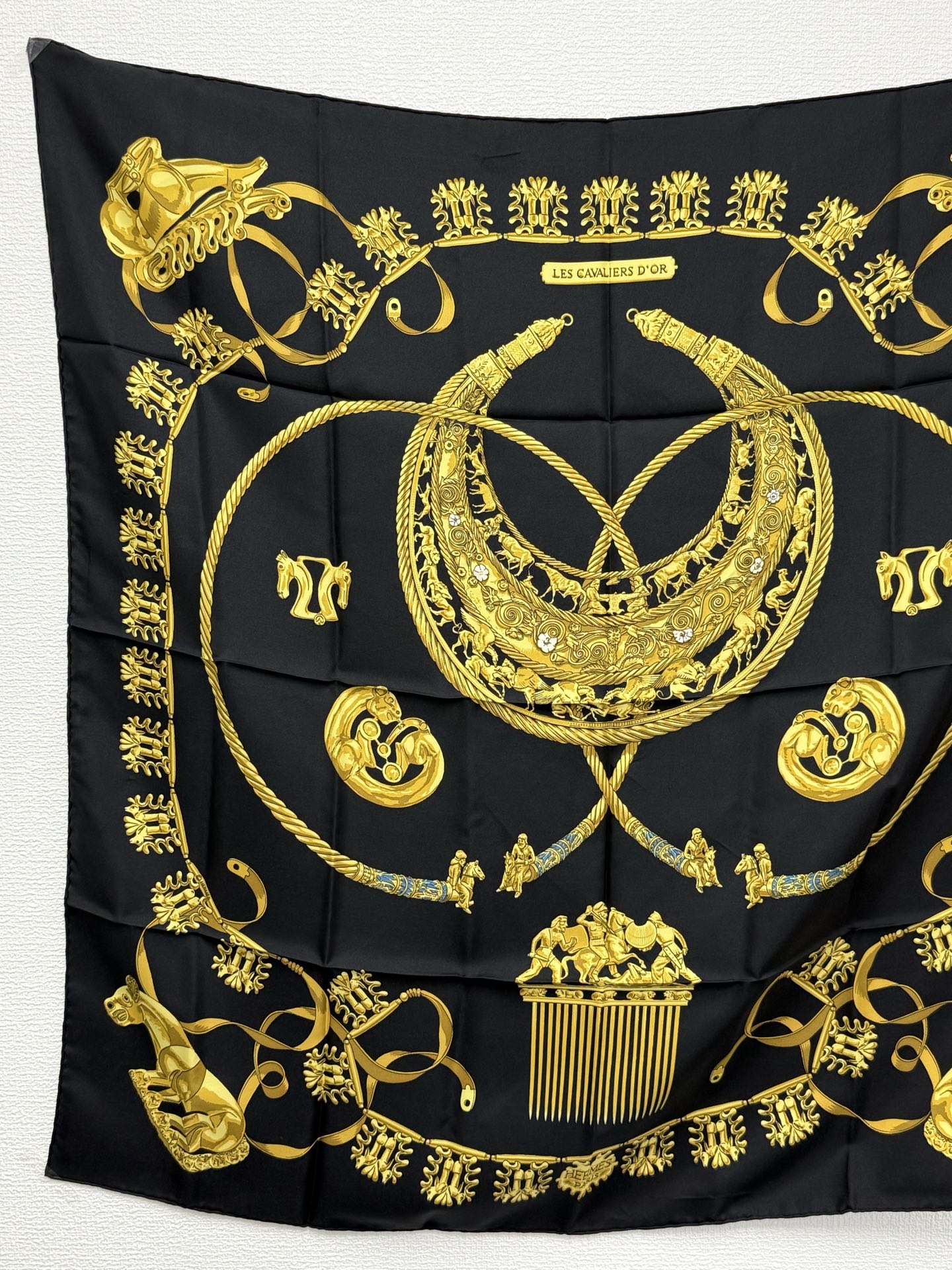 HERMES LESGAVALIERS D'OR  Silk Scarf 90cm