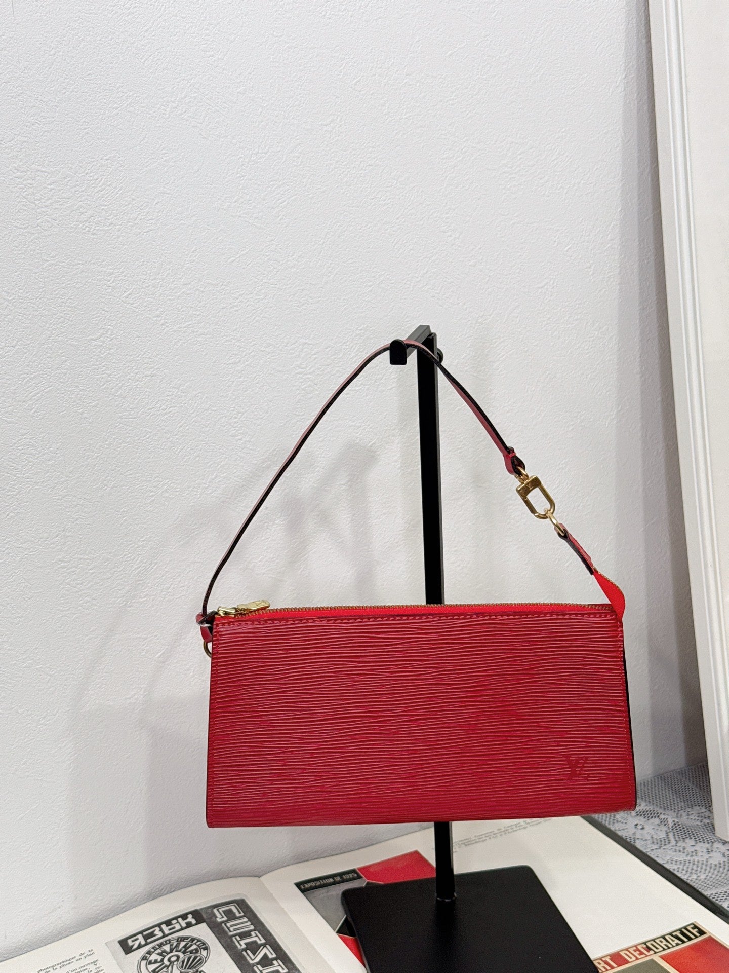 LOUIS VUITTON Epi Shoulder Bag