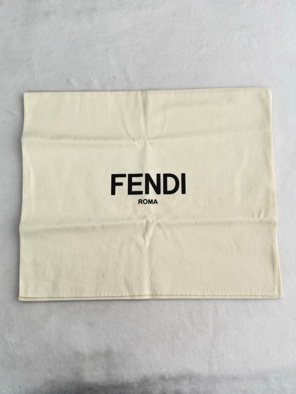 FENDI Micro Baguette Rosa