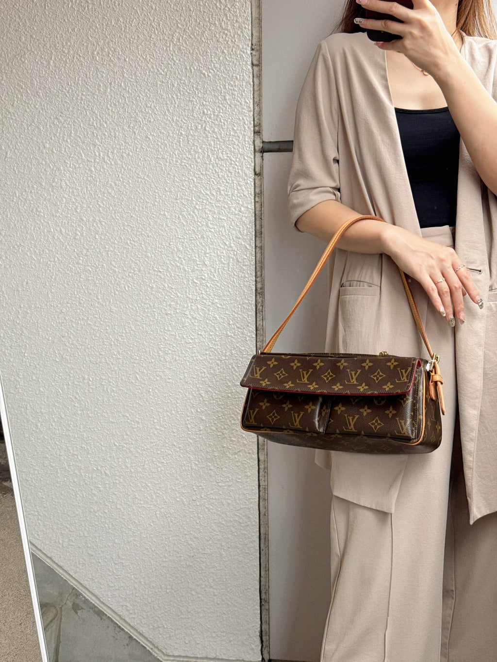 LOUIS VUITTON Monogram Viva Cite MM