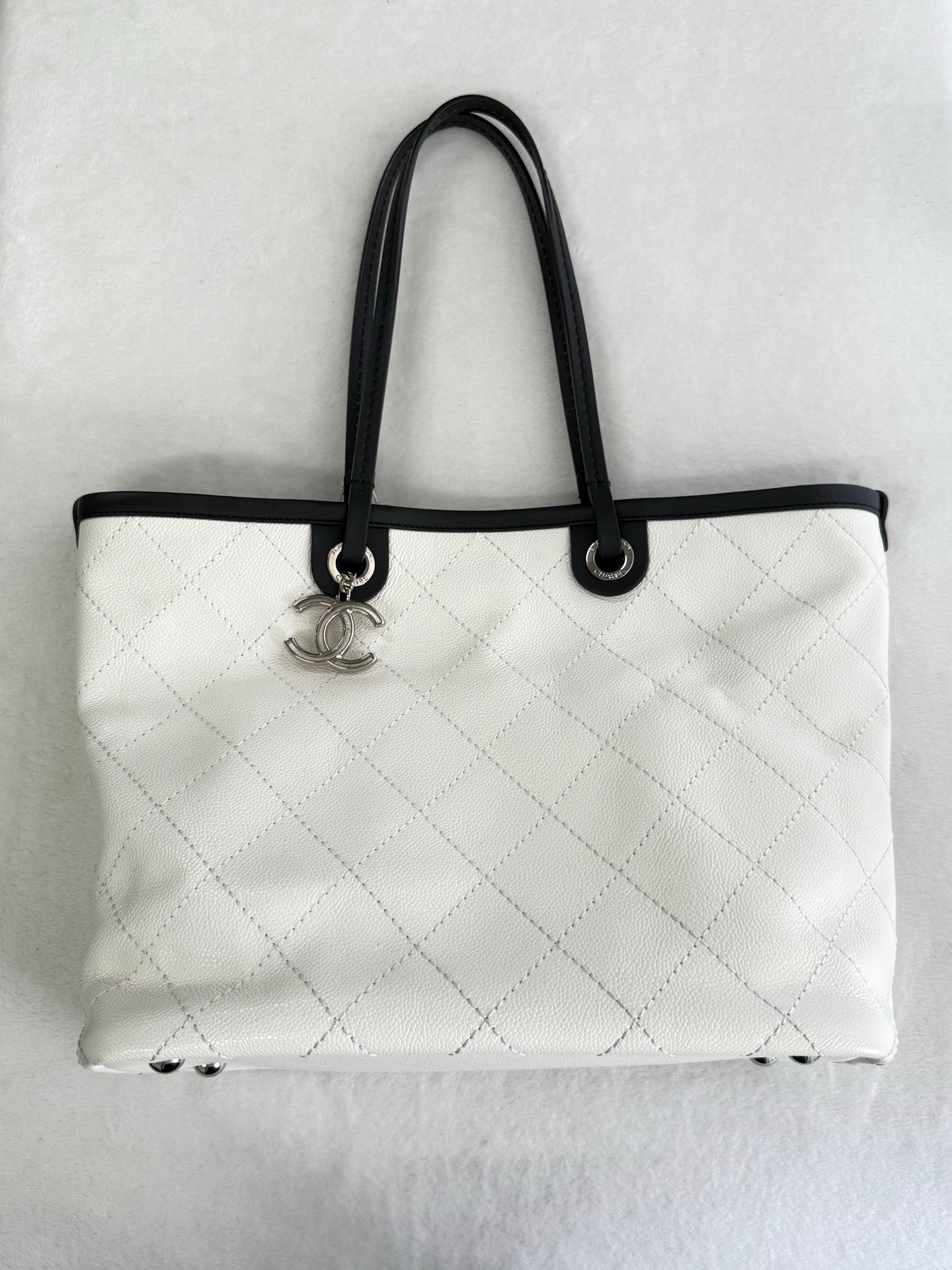 CHANEL Cavier Shopping Fever Tote bag