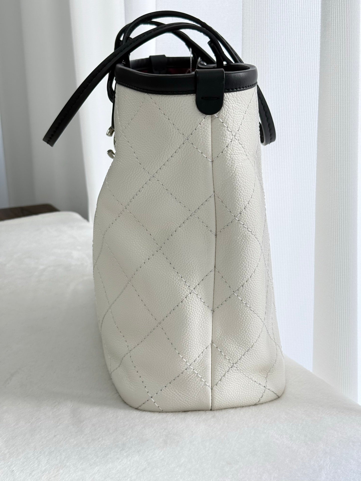 CHANEL Cavier Shopping Fever Tote bag