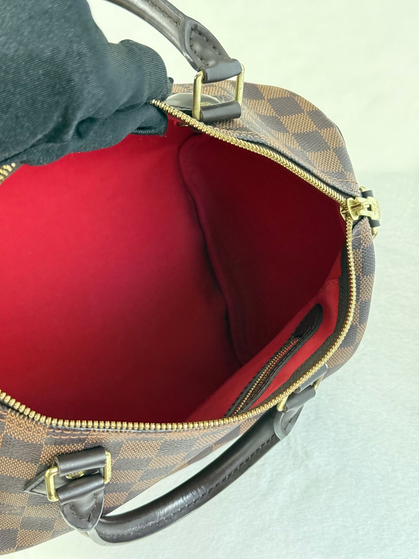 LOUIS VUITTON  Speedy30