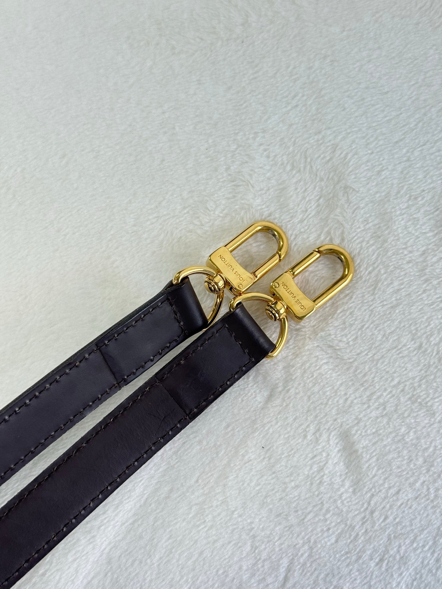 LOUIS VUITTON  Speedy30