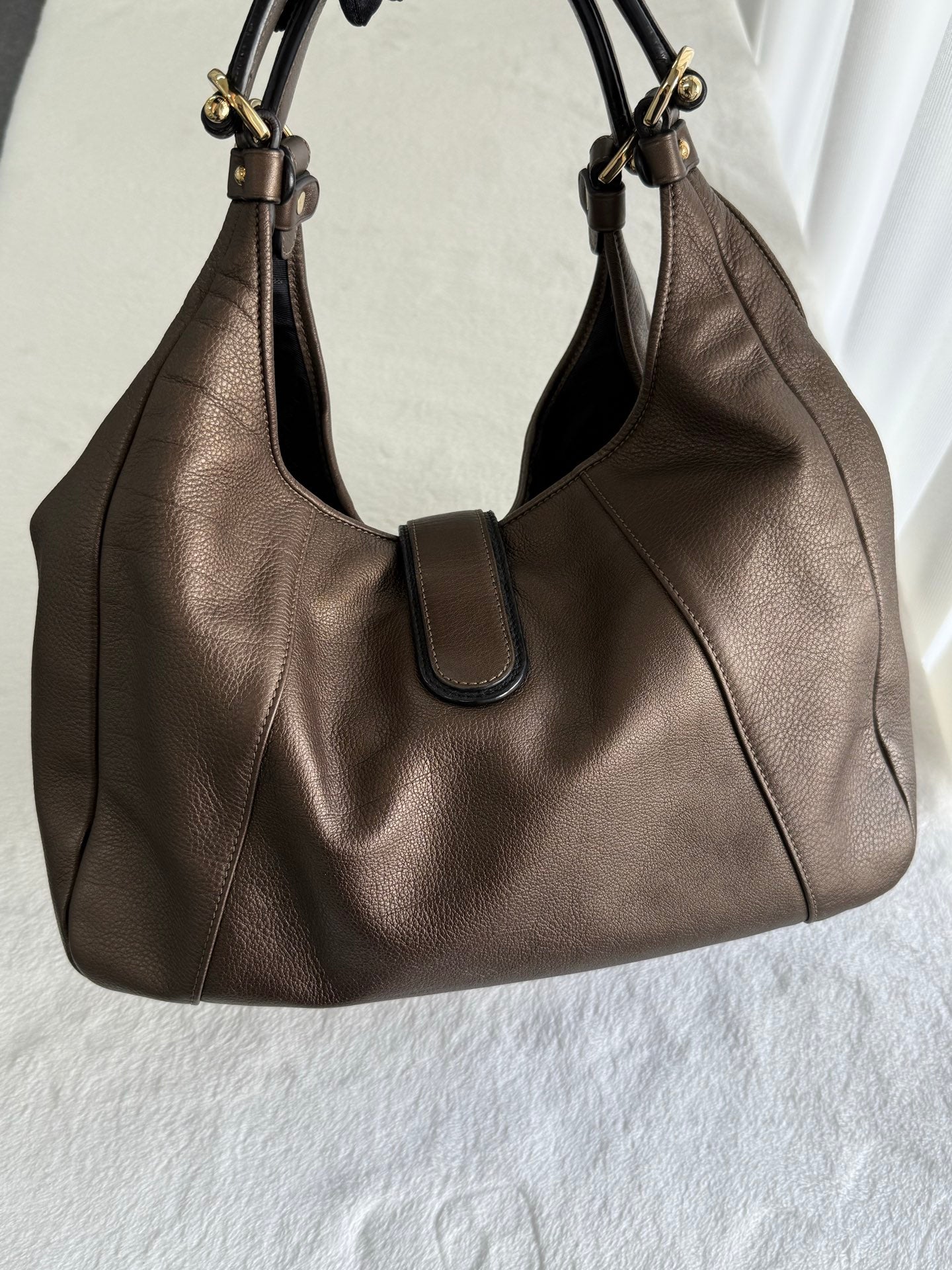 LOEWE Carrie Tote Bag (Medium)