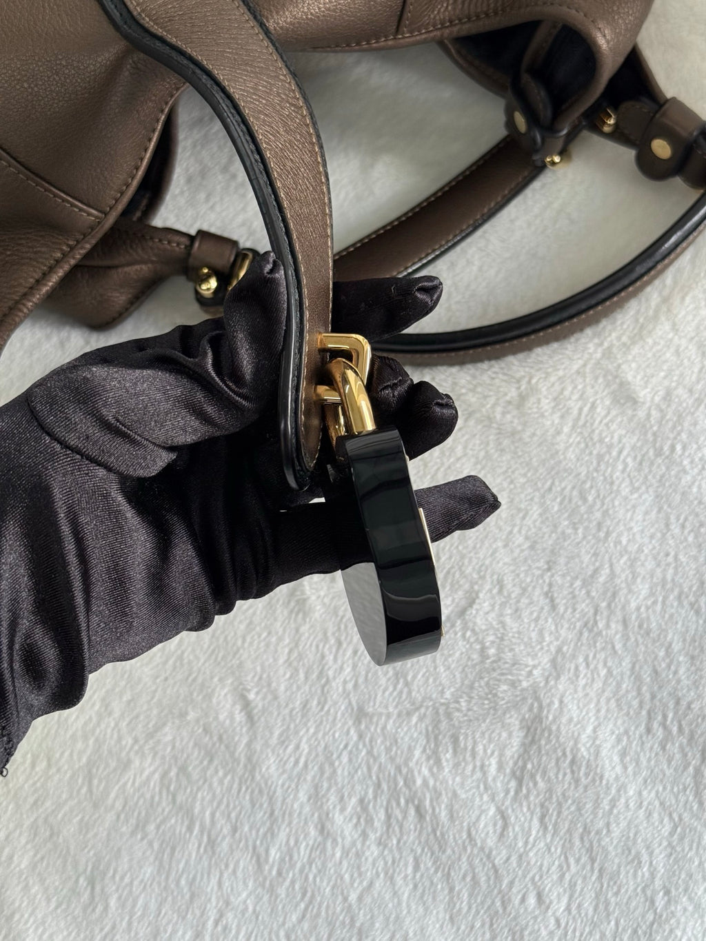 LOEWE Carrie Tote Bag (Medium)