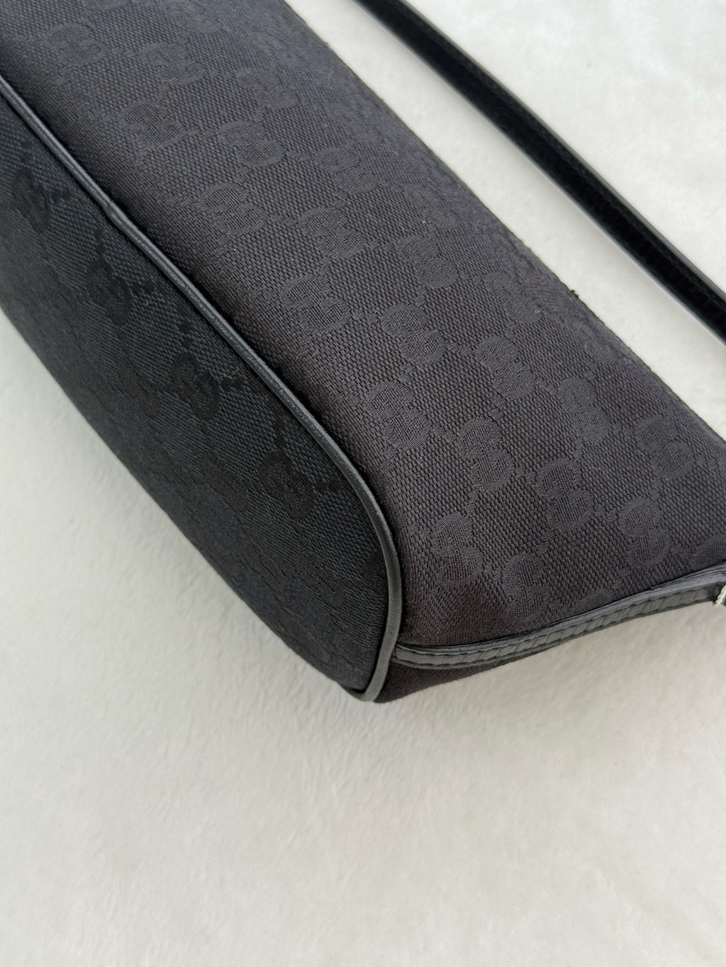 GUCCI  Handbag