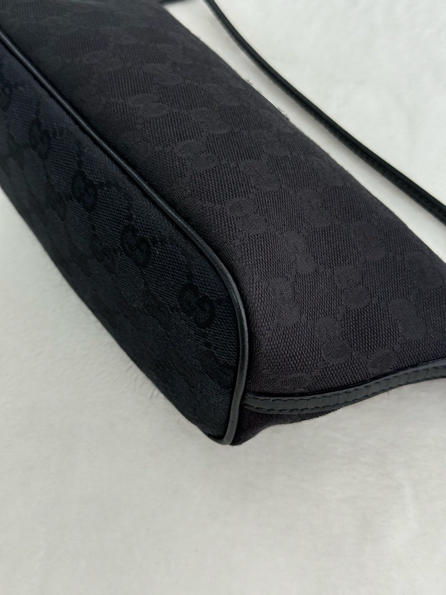 GUCCI  Handbag