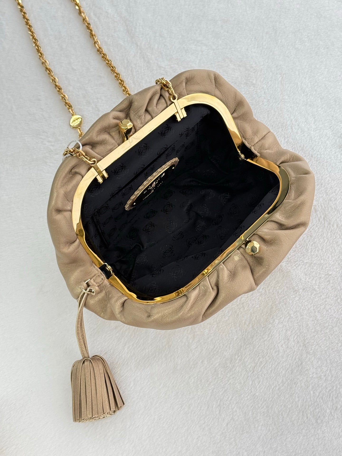 LOEWE Olive-gold  Cloud Kisslock Bag