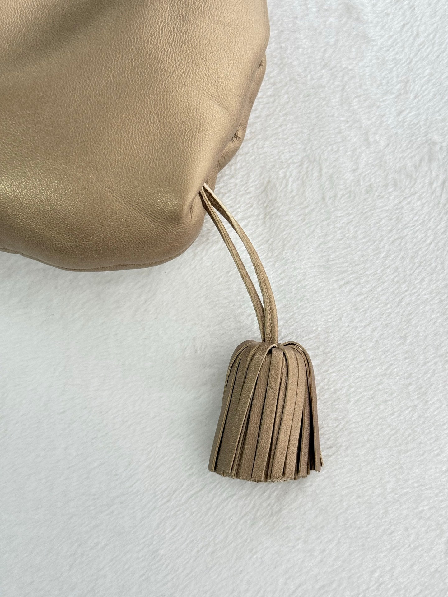 LOEWE Olive-gold  Cloud Kisslock Bag