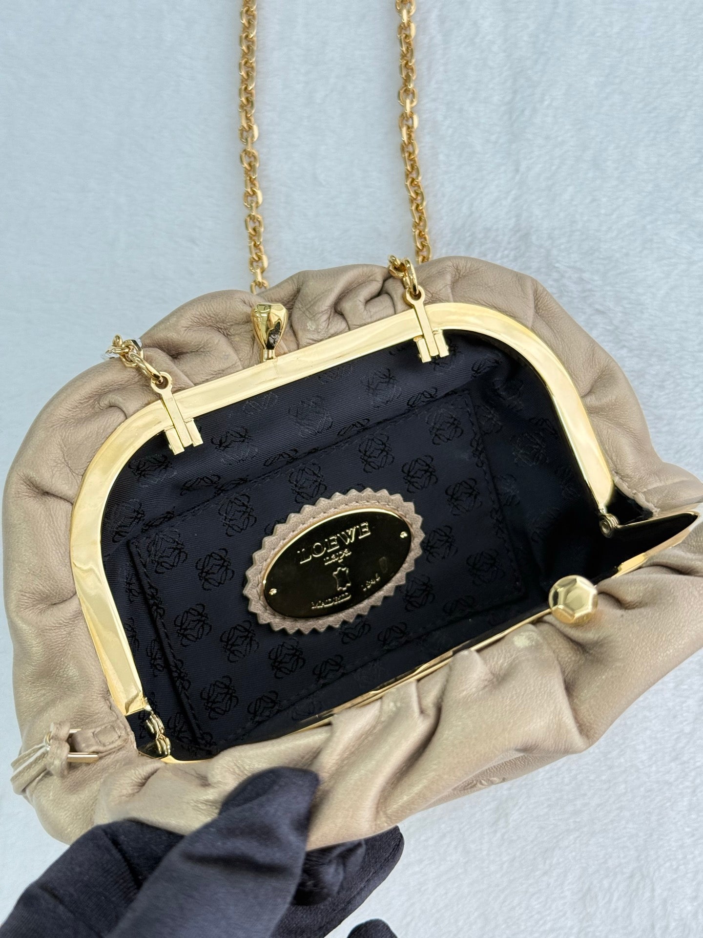 LOEWE Olive-gold  Cloud Kisslock Bag