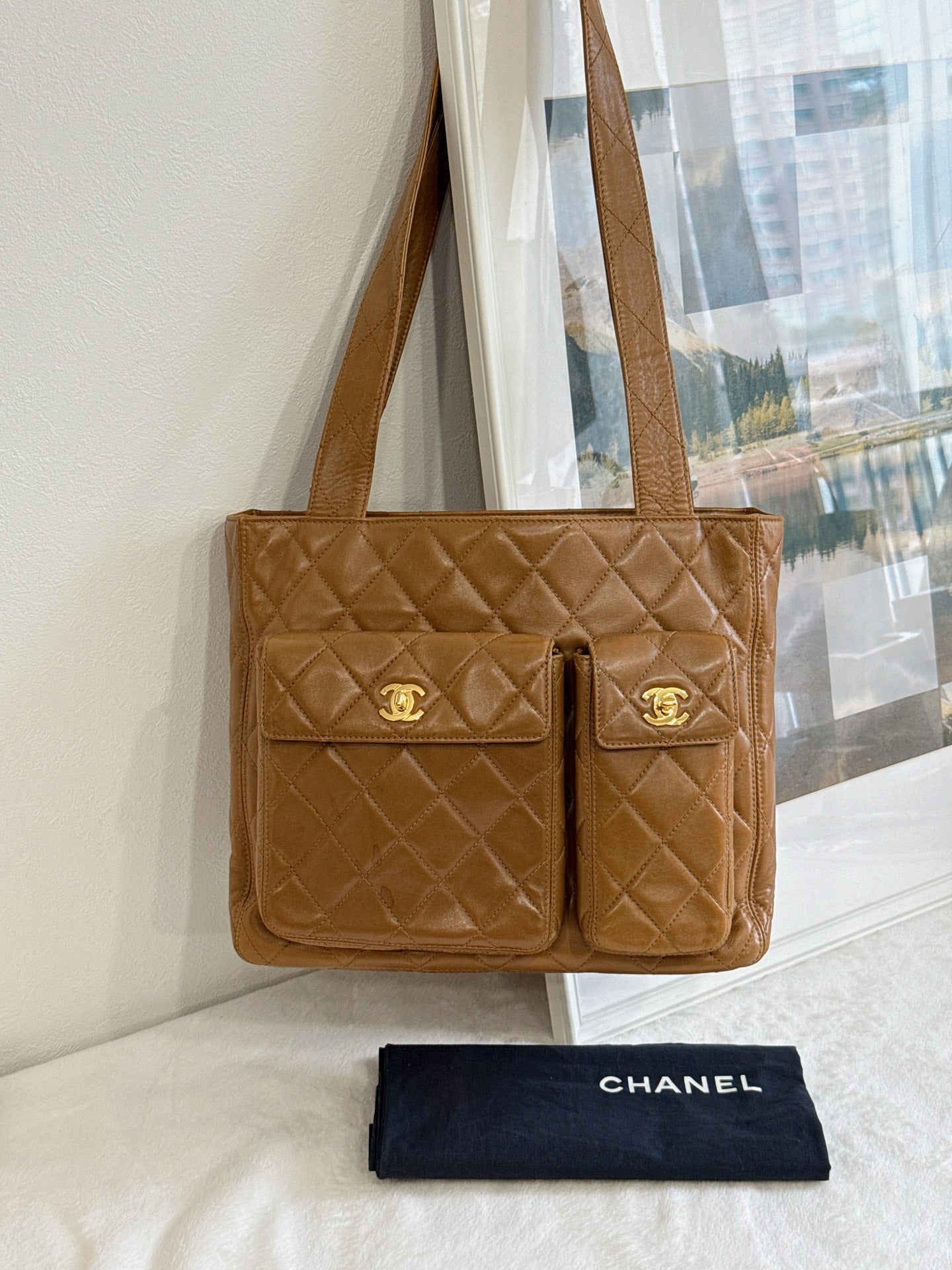 CHANEL Lambskin Shoulder Bag