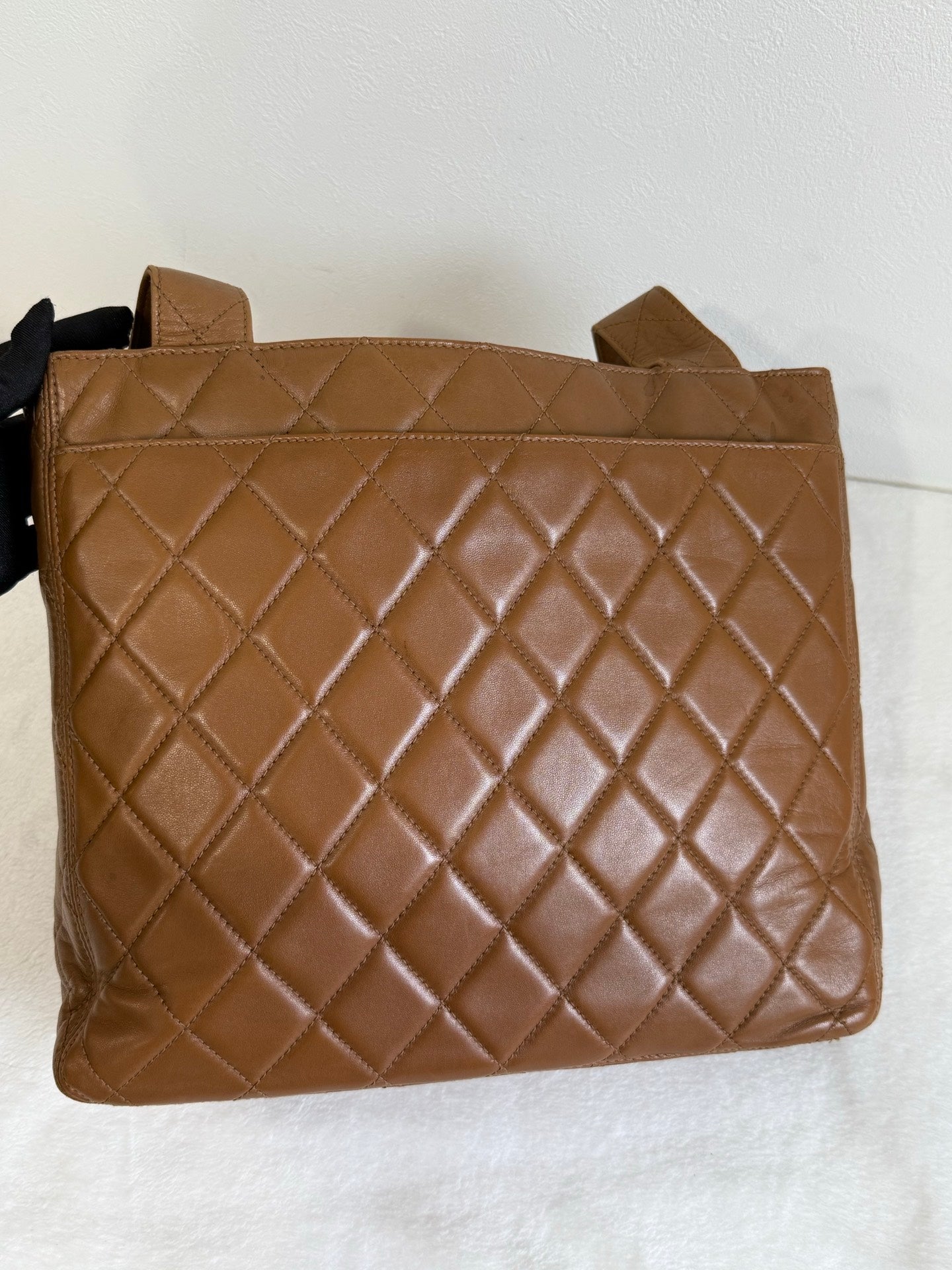 CHANEL Lambskin Shoulder Bag