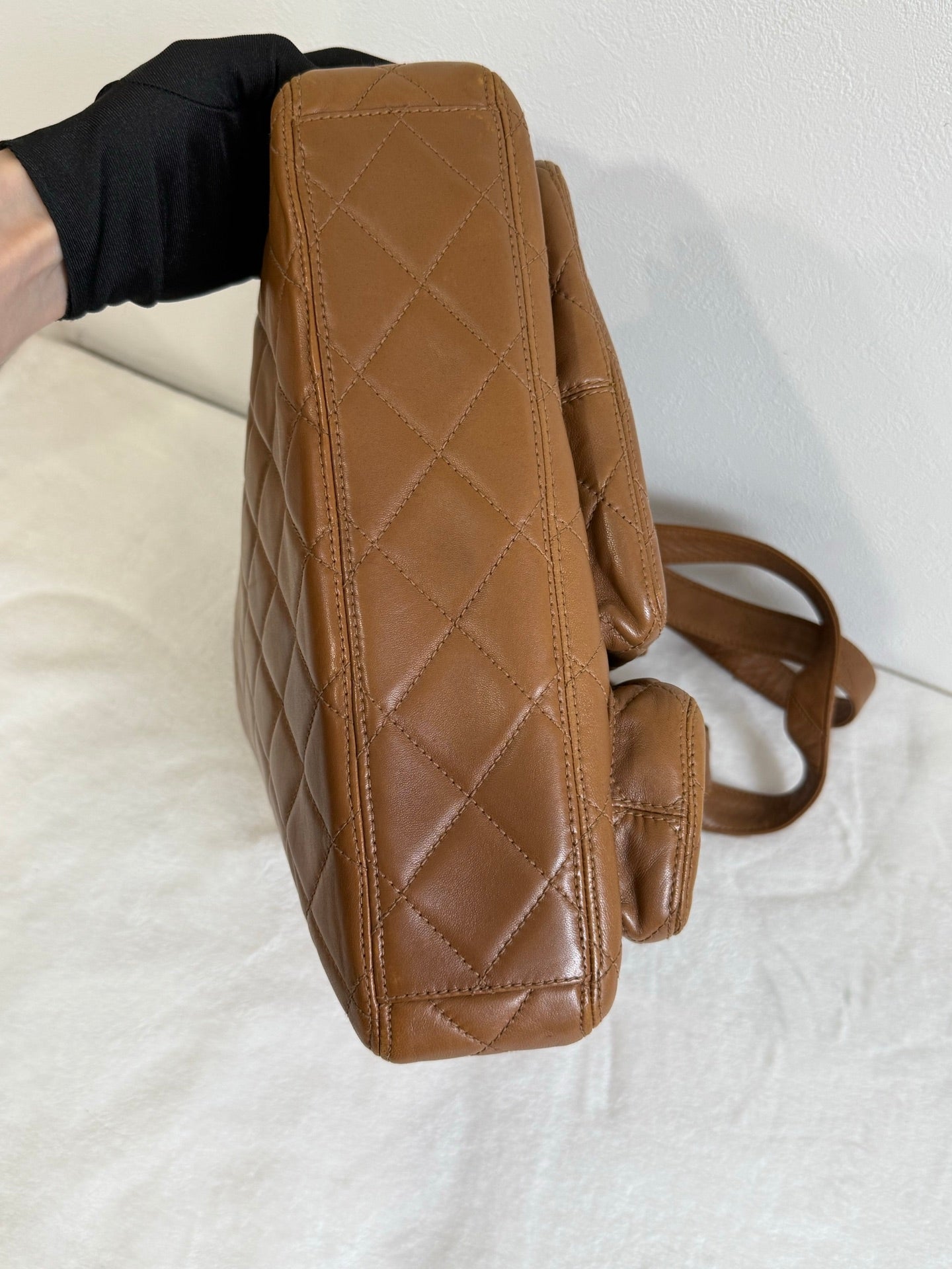 CHANEL Lambskin Shoulder Bag