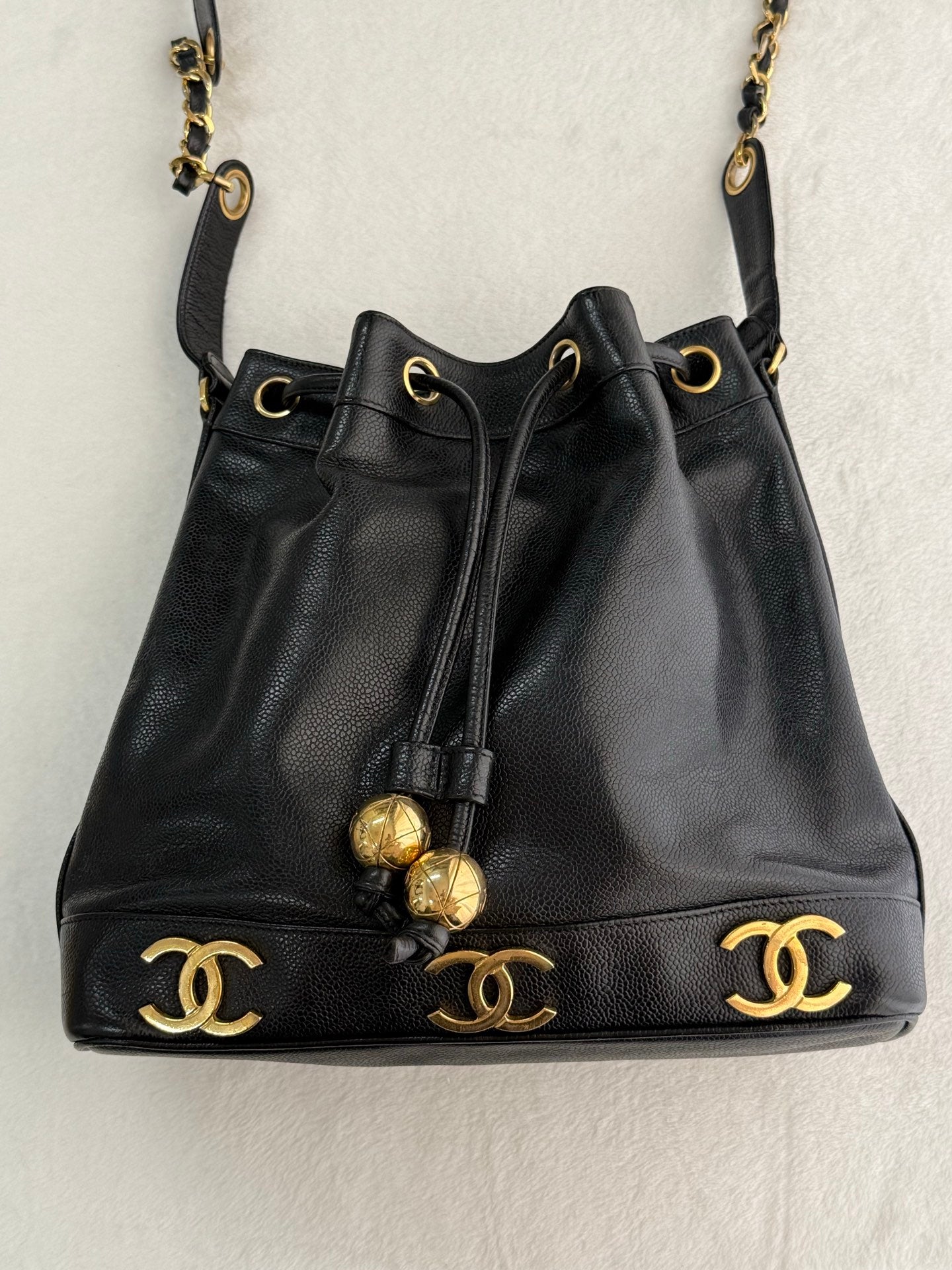CHANEL Cavier Bucket Bag