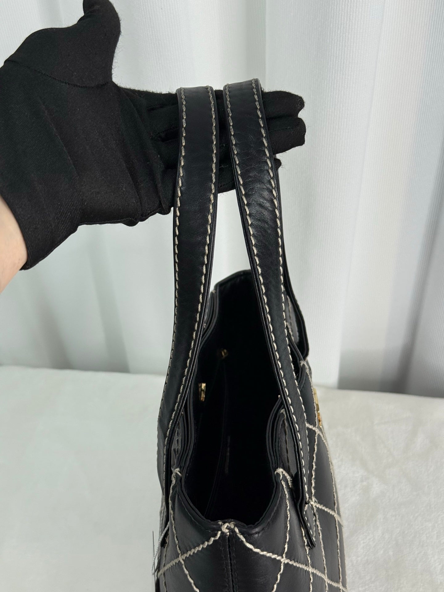 CHANEL Exterior Stitch handle bag