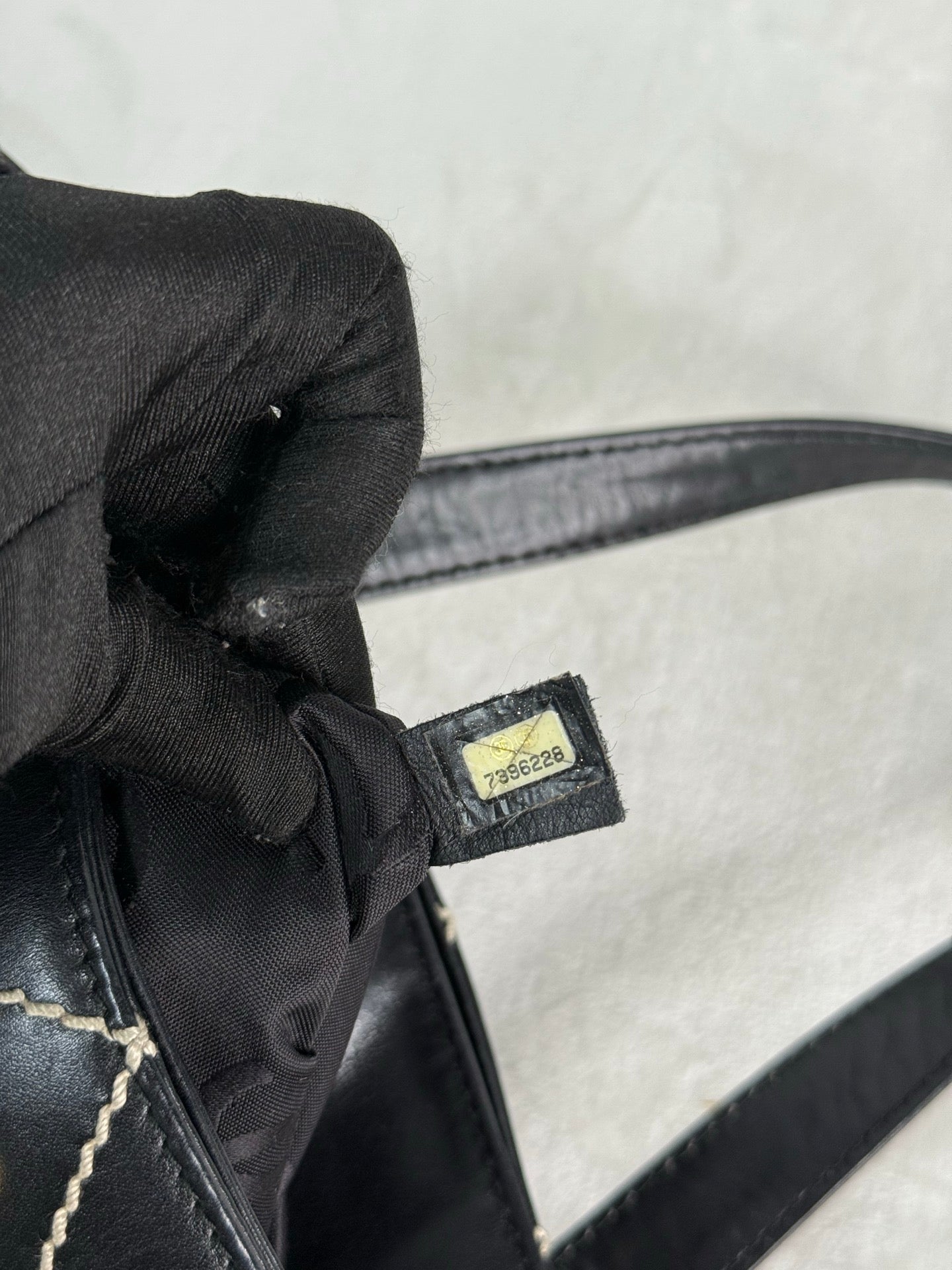 CHANEL Exterior Stitch handle bag