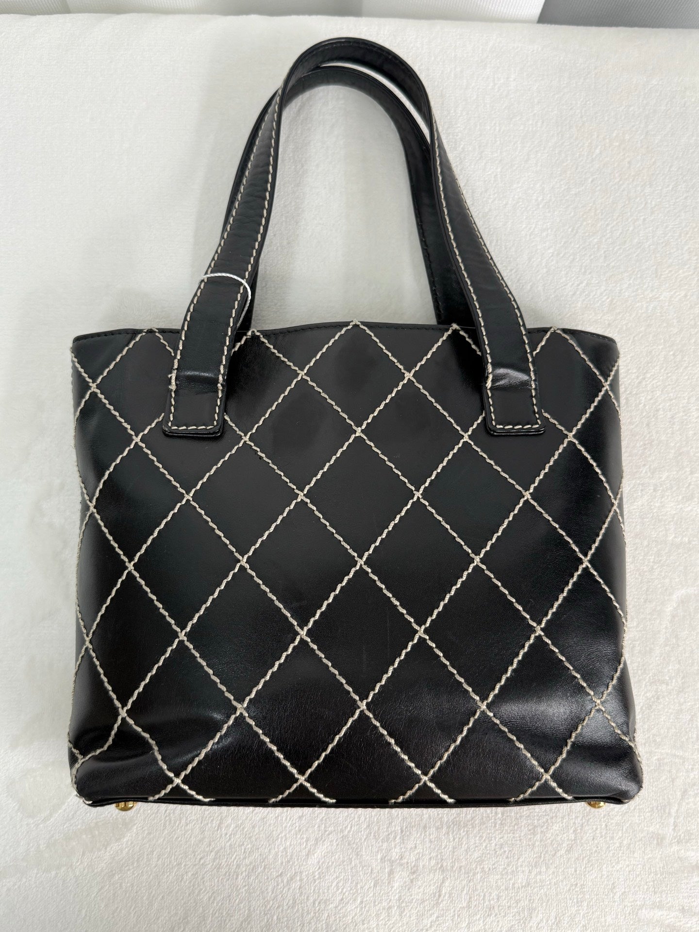 CHANEL Exterior Stitch handle bag