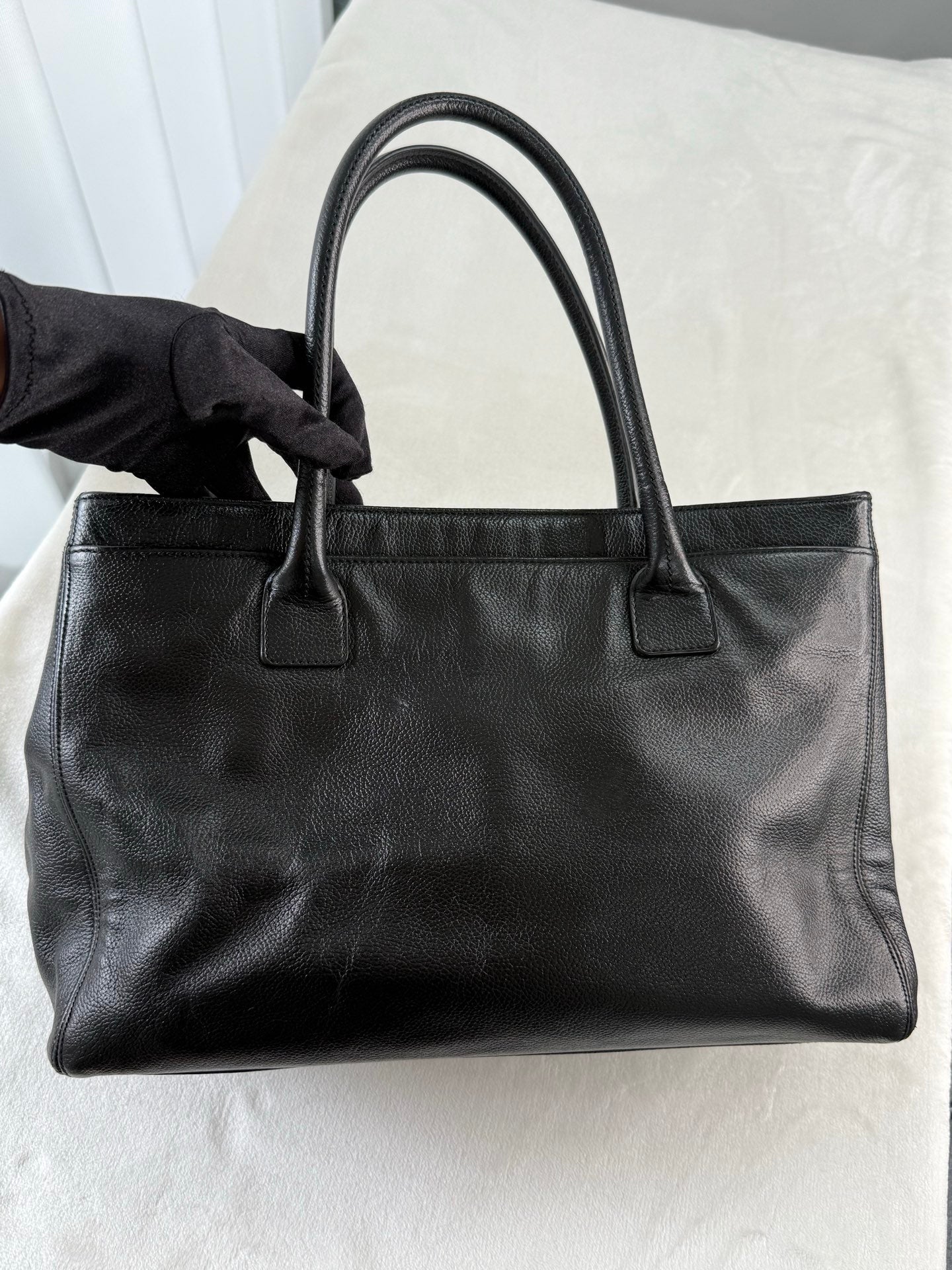 CHANEL Cavier Cerf2.55 Handbag
