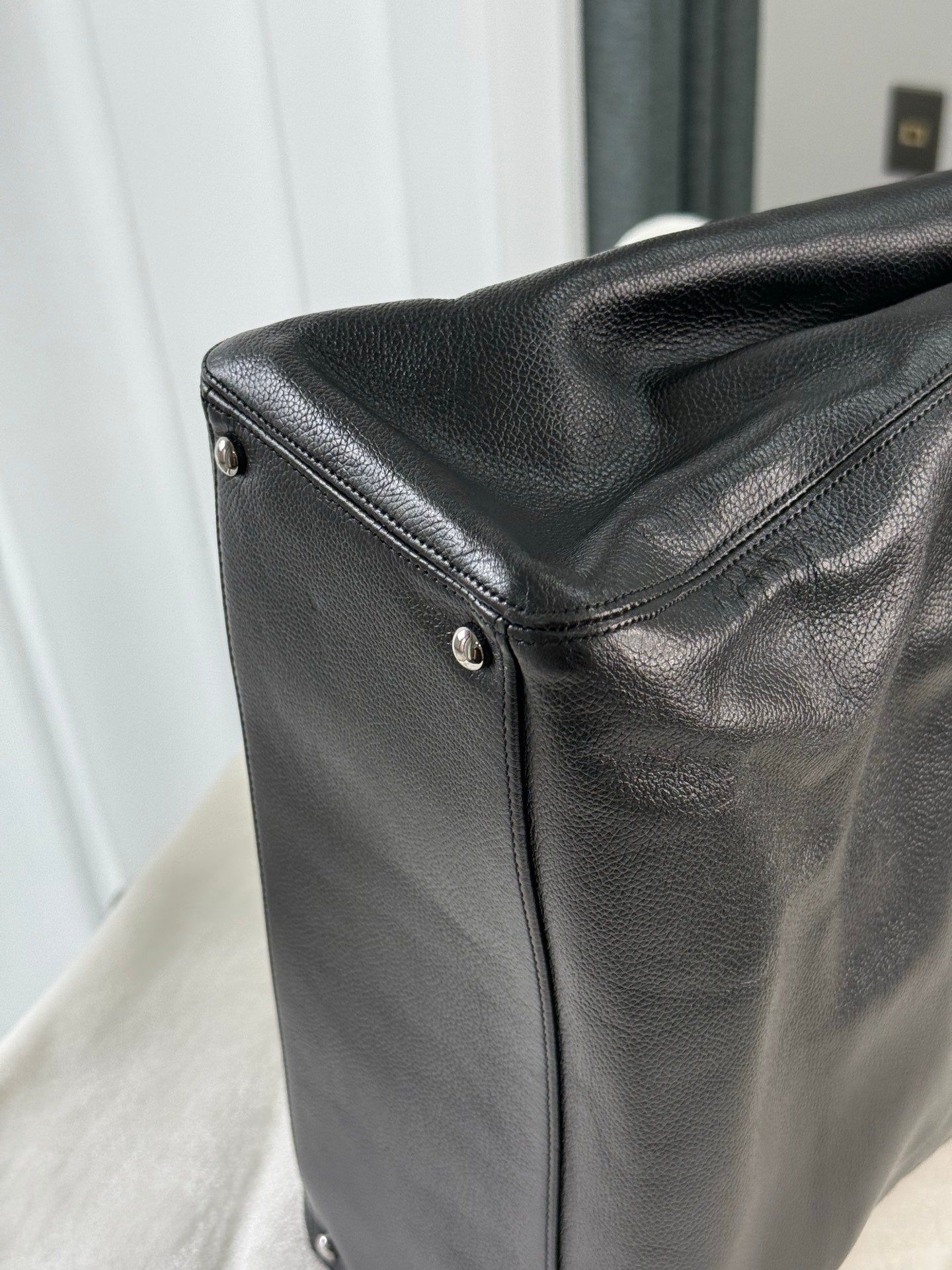 CHANEL Cavier Cerf2.55 Handbag