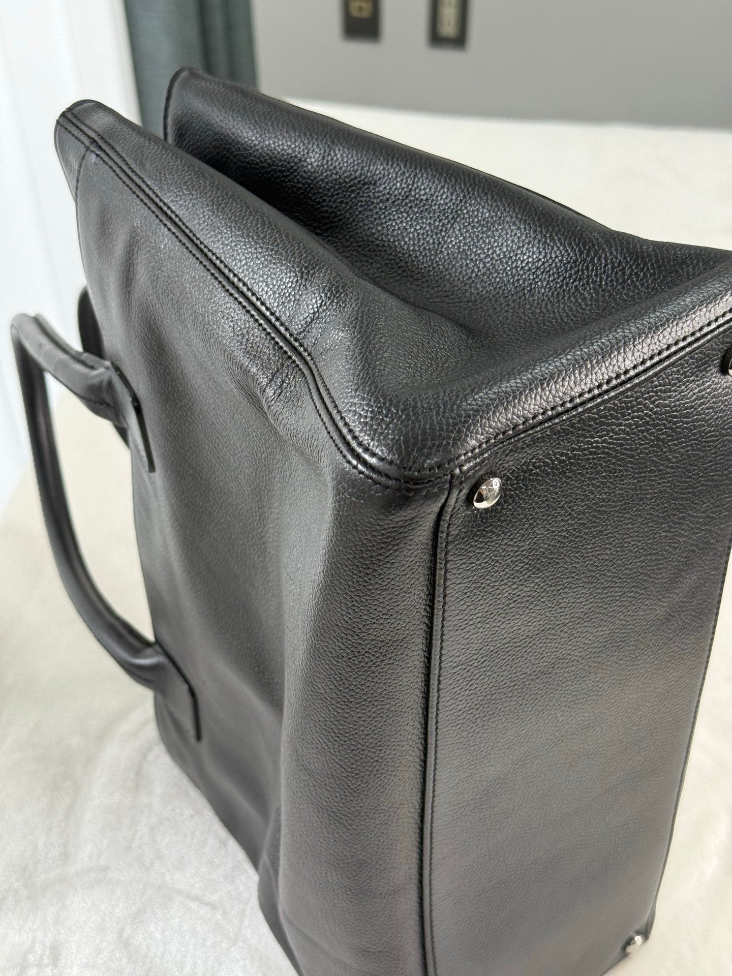 CHANEL Cavier Cerf2.55 Handbag