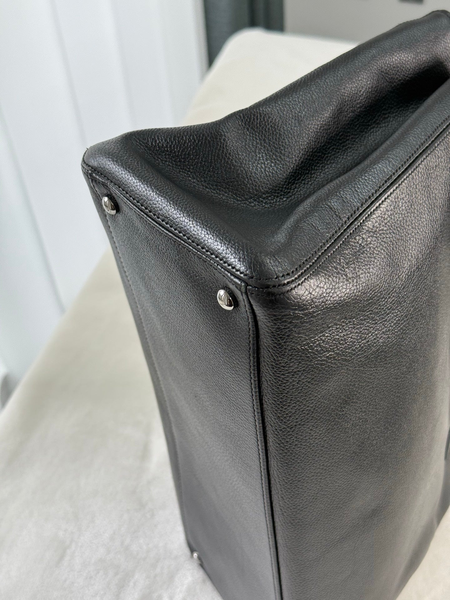 CHANEL Cavier Cerf2.55 Handbag