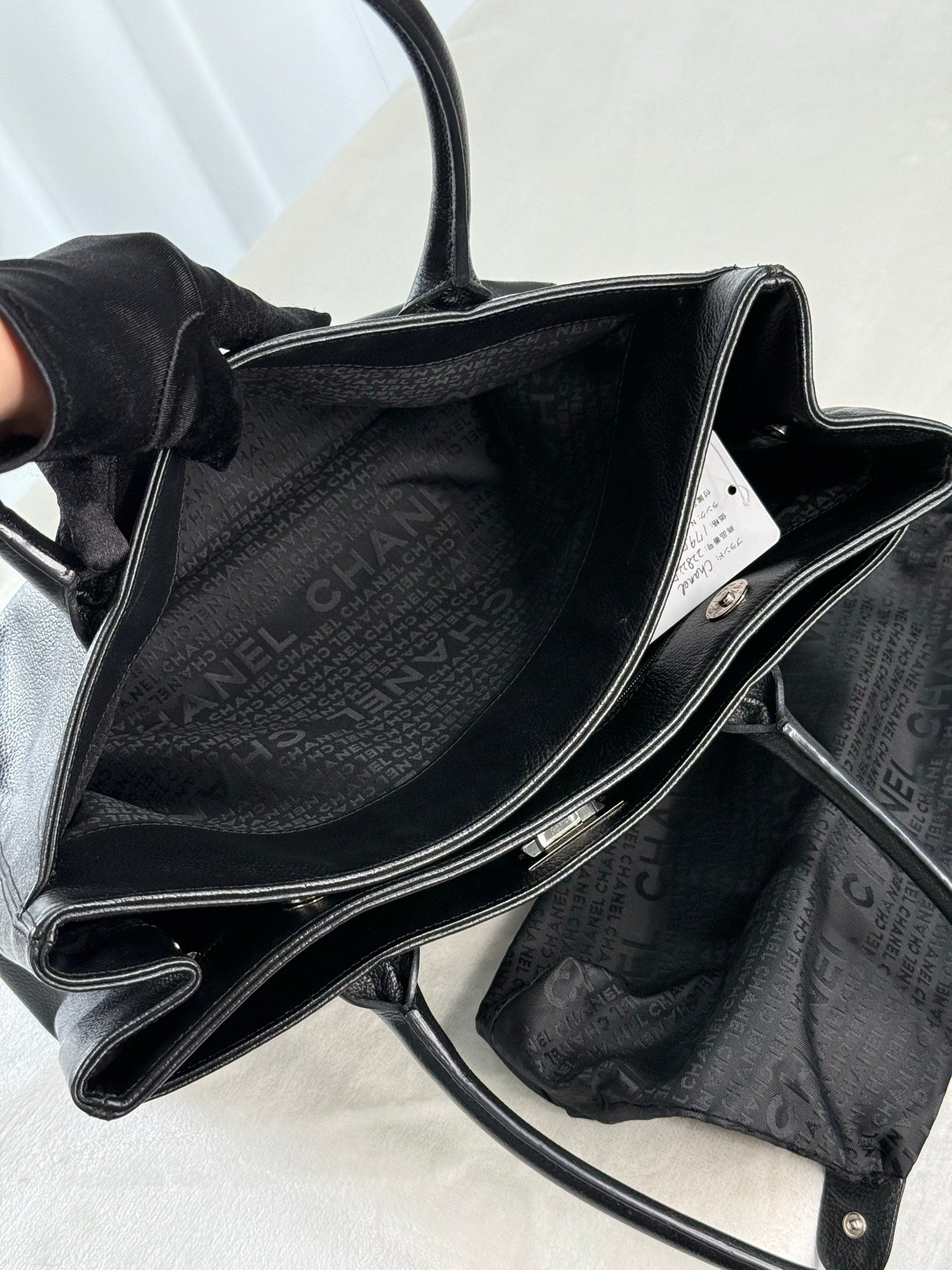 CHANEL Cavier Cerf2.55 Handbag