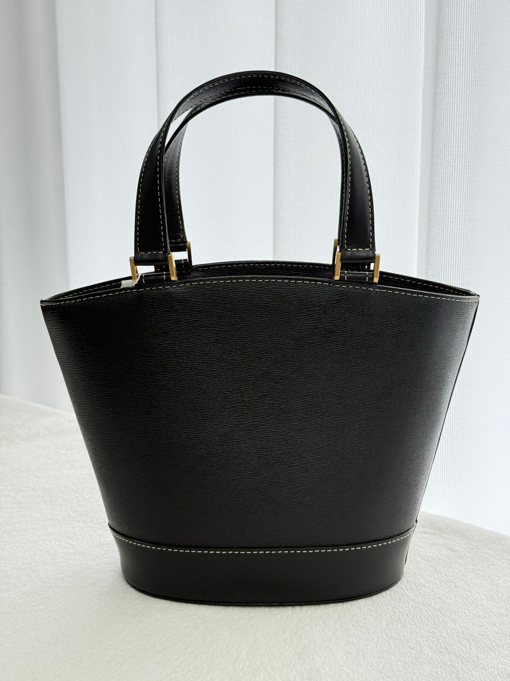 BURBERRY Leather Handbag