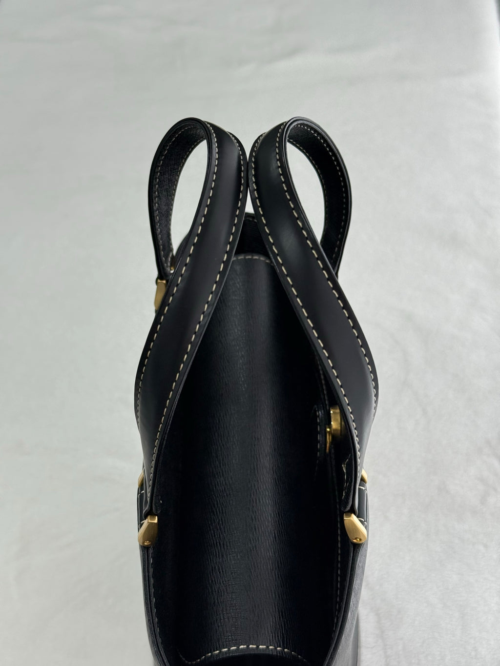 BURBERRY Leather Handbag