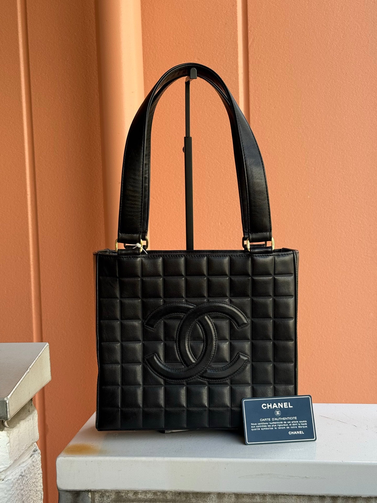 CHANEL Diamond Quilted Hand Bag