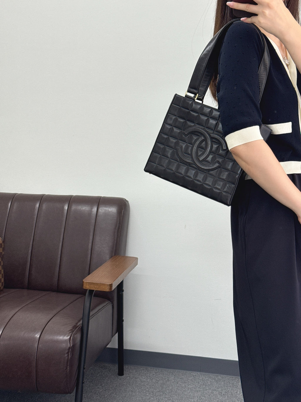 CHANEL Diamond Quilted Hand Bag