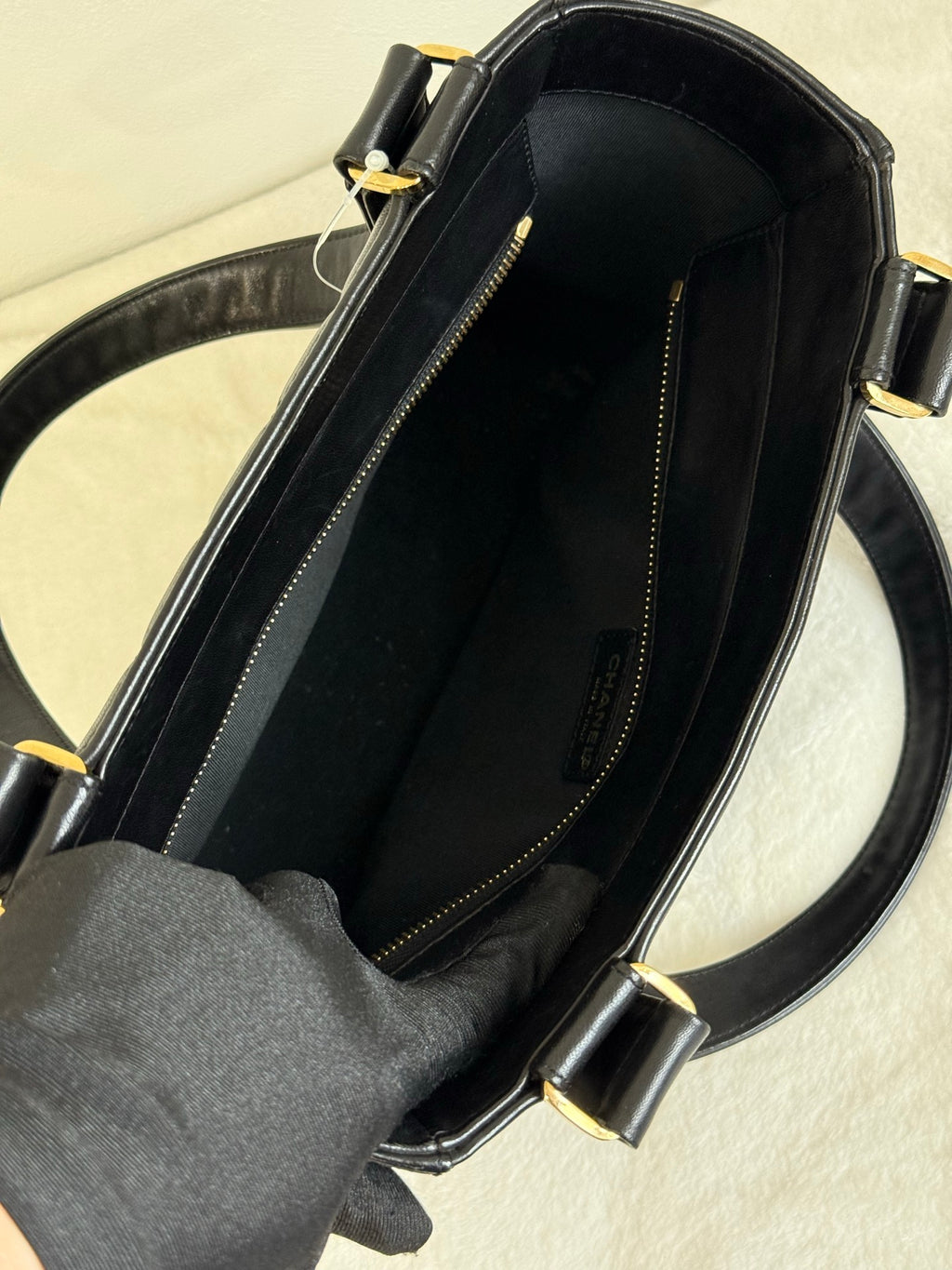 CHANEL Diamond Quilted Hand Bag