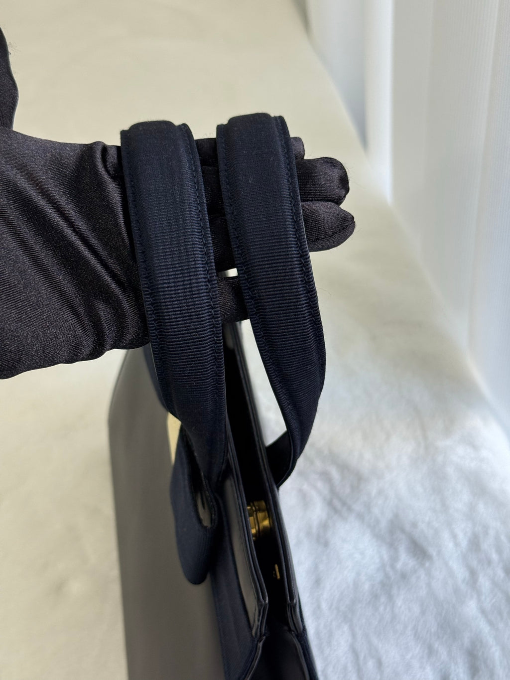 FERRAGAMO Vara Hand Bag
