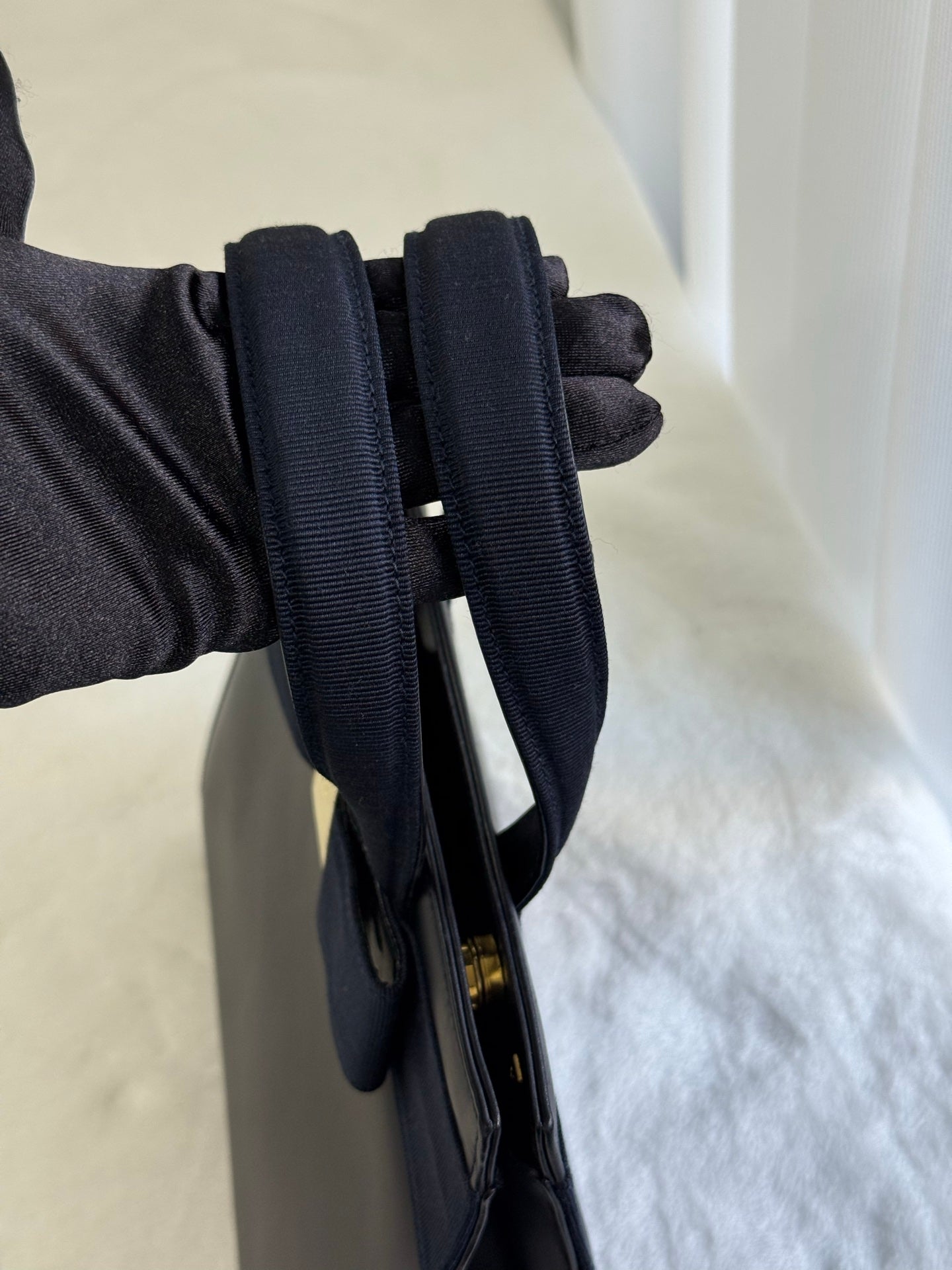 FERRAGAMO Vara Hand Bag