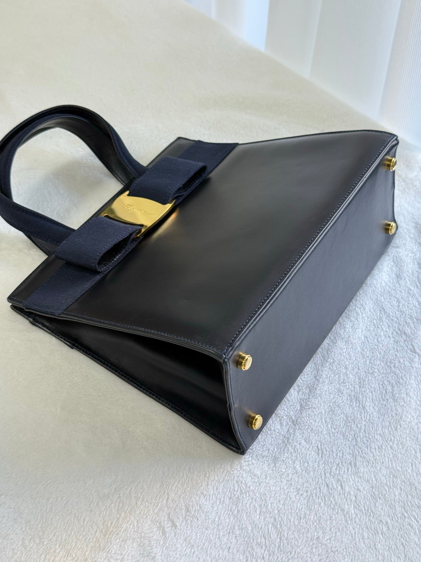 FERRAGAMO Vara Hand Bag