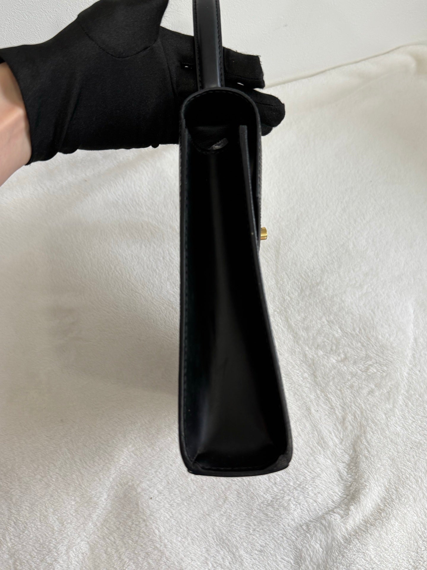 LOUIS VUITTON Epi Kelly Handbag
