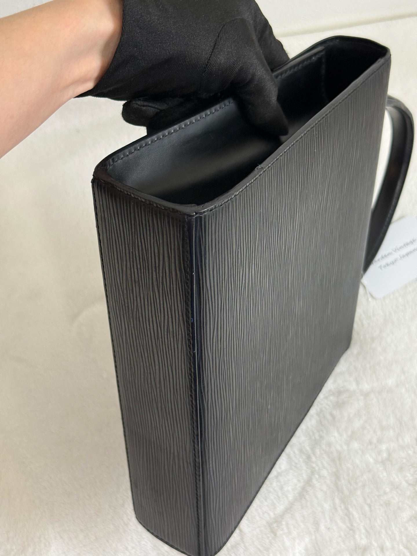 LOUIS VUITTON Epi Kelly Handbag