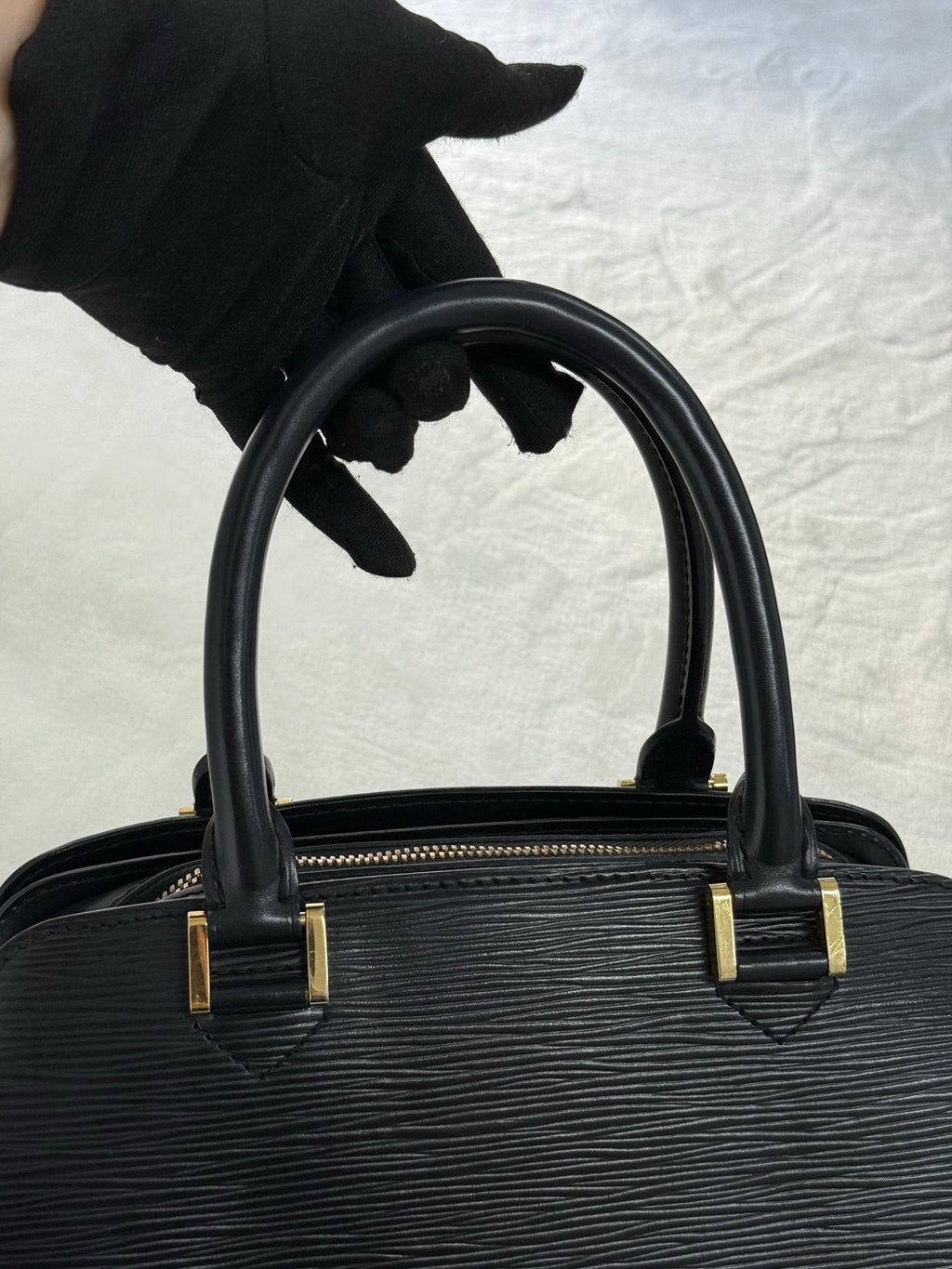 LOUIS VUITTON Epi Boston Bag