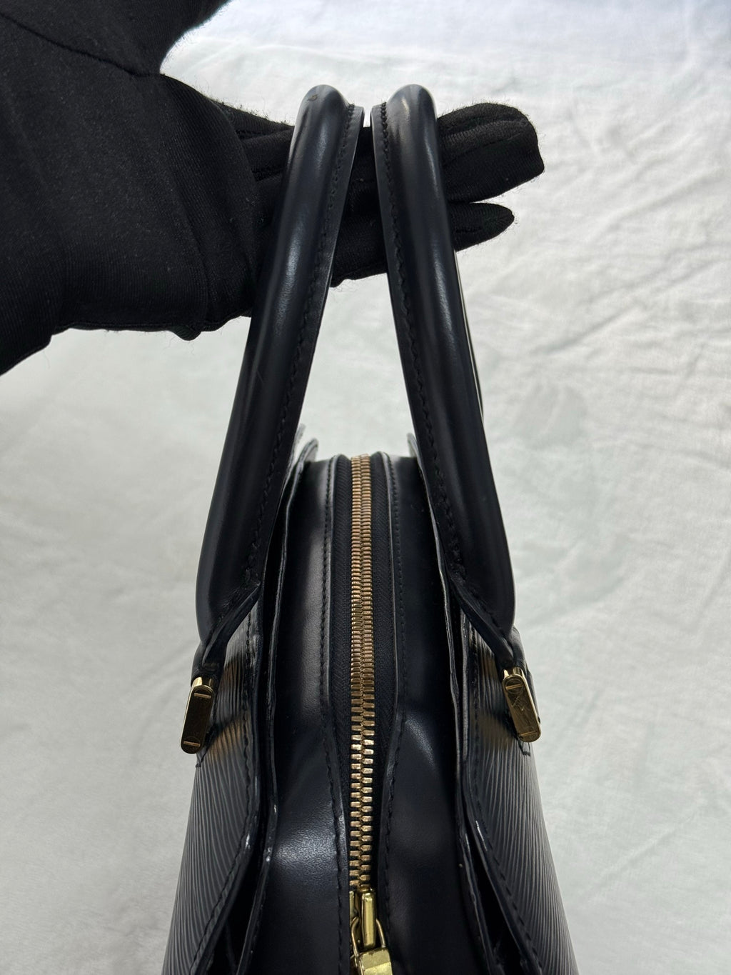 LOUIS VUITTON Epi Boston Bag