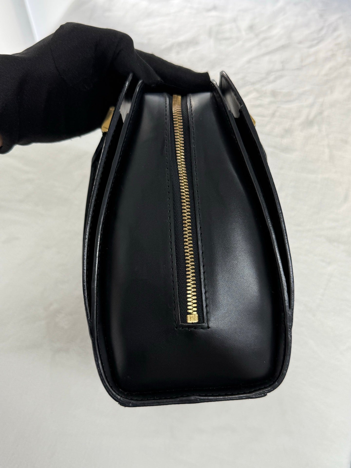 LOUIS VUITTON Epi Boston Bag