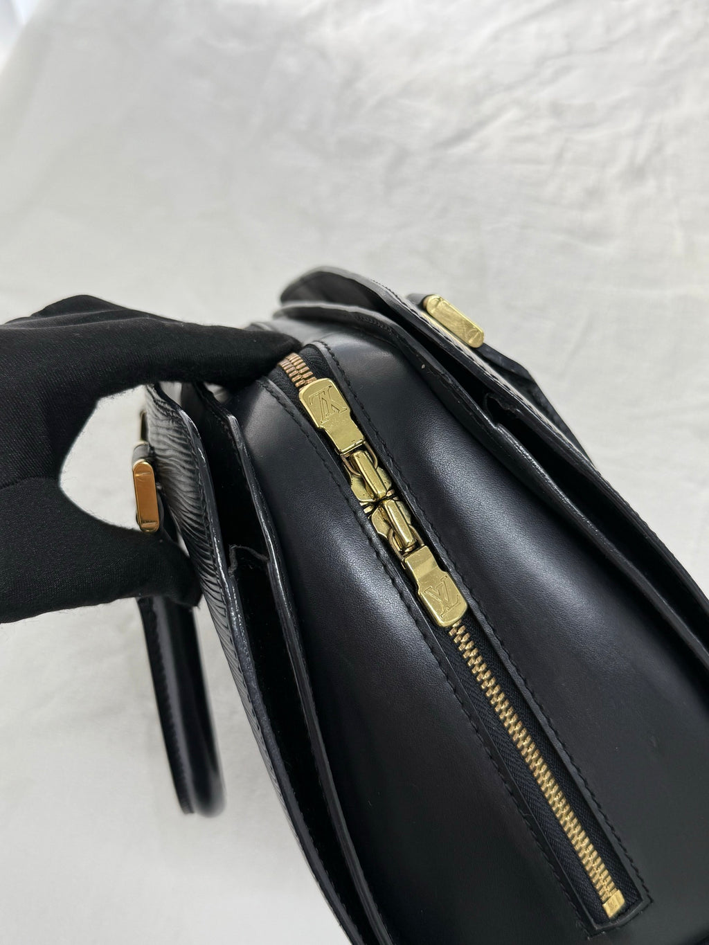 LOUIS VUITTON Epi Boston Bag