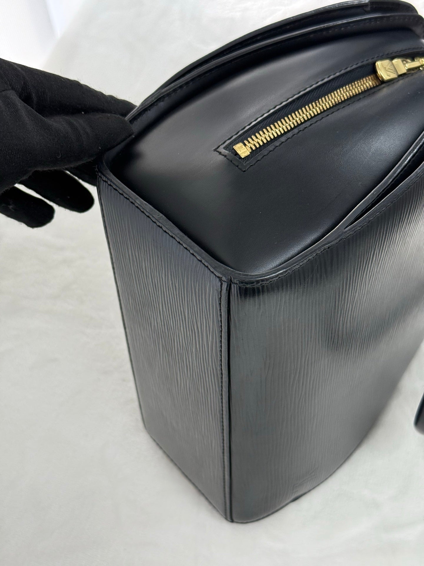 LOUIS VUITTON Epi Boston Bag