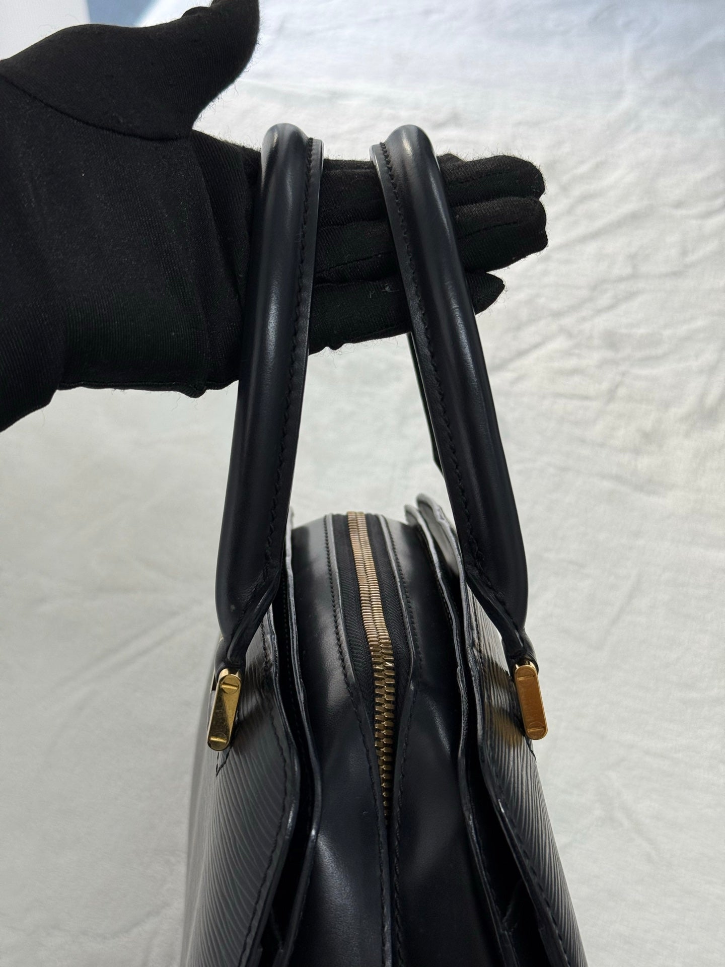 LOUIS VUITTON Epi Boston Bag