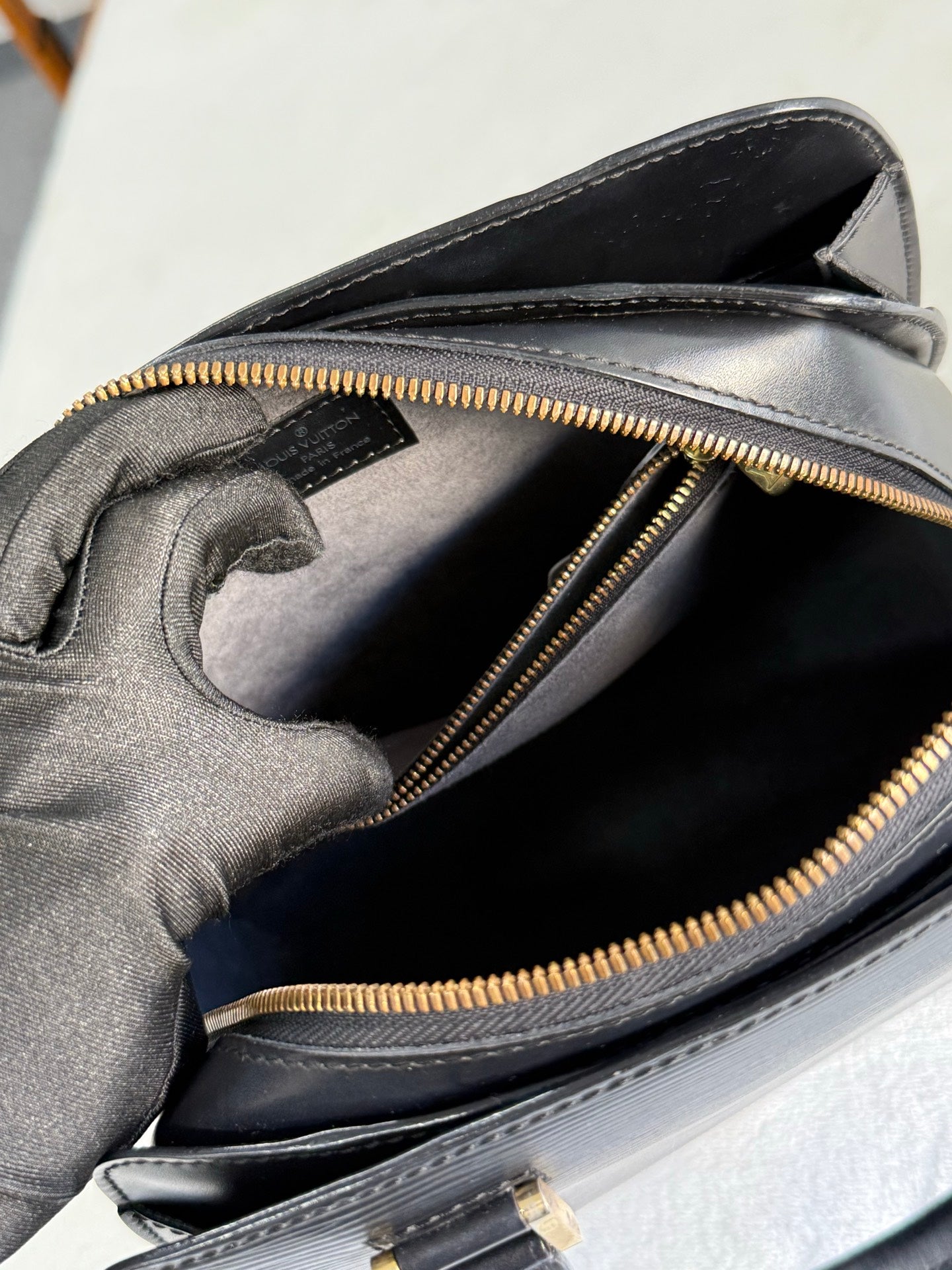 LOUIS VUITTON Epi Boston Bag