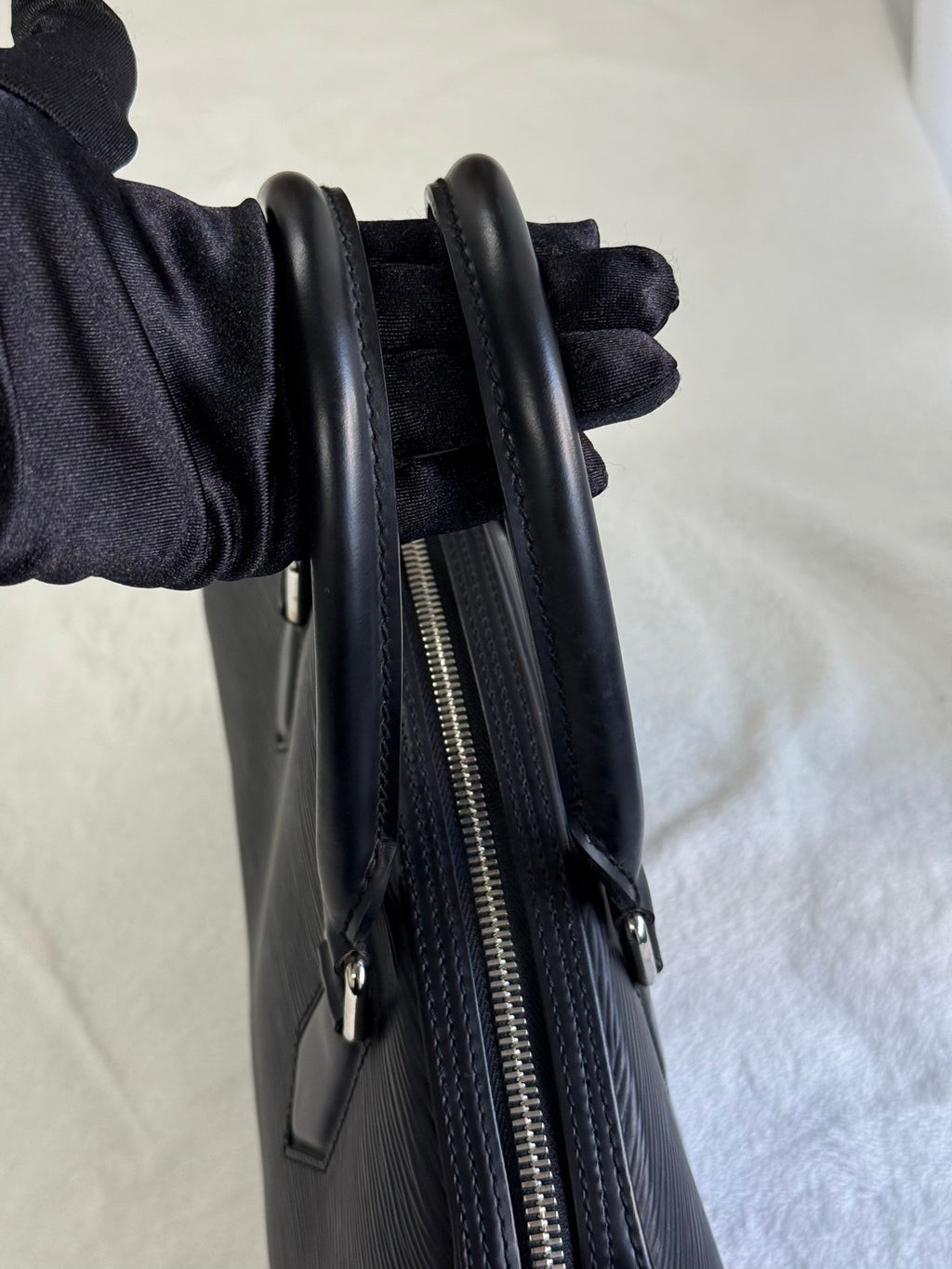 LOUIS VUITTON Epi Boston Bag